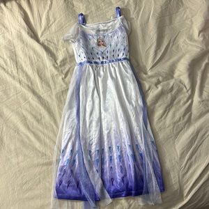 Elsa nightgown - Size 5T